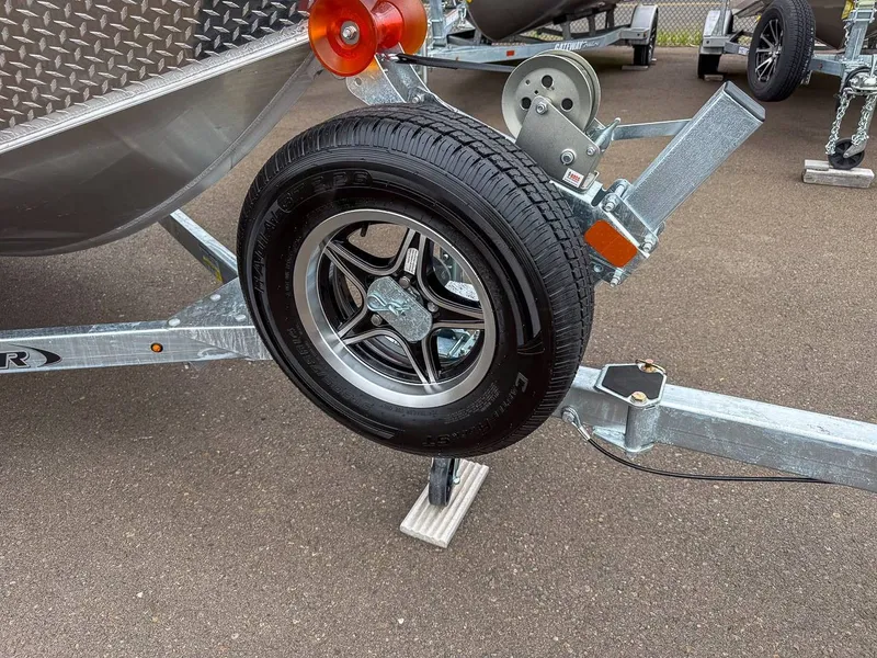 Slide: The Image of Hewescraft 180 Sportsman 2026 - 16