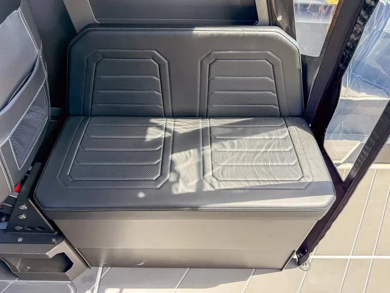 Slide: The Image of Stabi-Craft 2350 ULTRA CENTRECAB PROFISH 2026 - 16