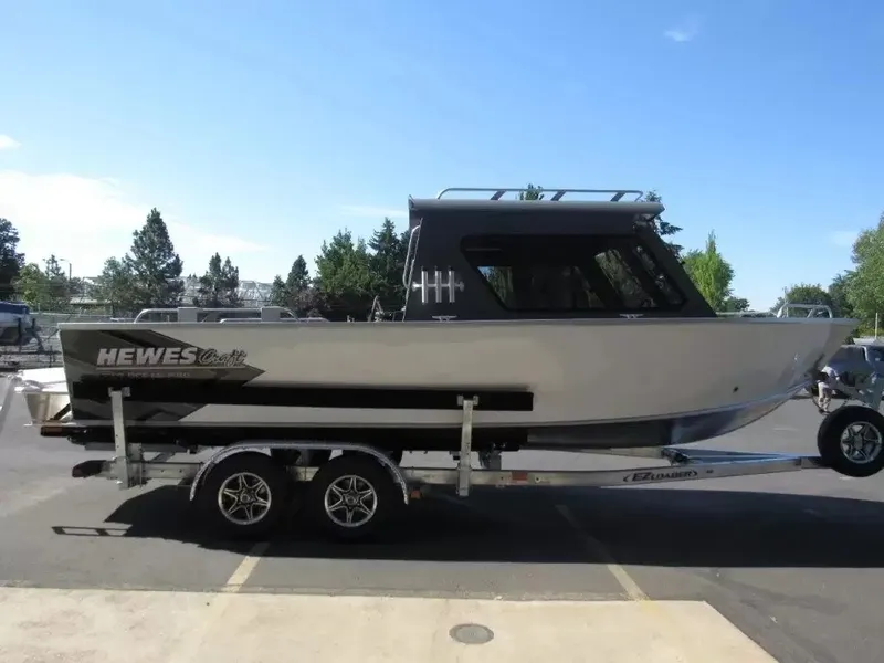 Slide: The Image of Hewescraft 240 Ocean Pro Hard Top 2026 - 6