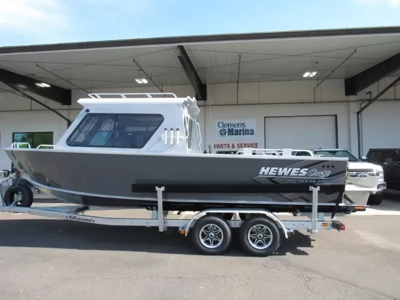 Slide: The Image of Hewescraft 240 Ocean Pro Hard Top 2027 - 2