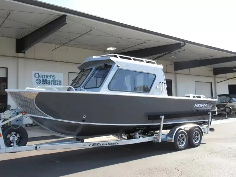 The Image of Hewescraft 240 Ocean Pro Hard Top 2027 - 1
