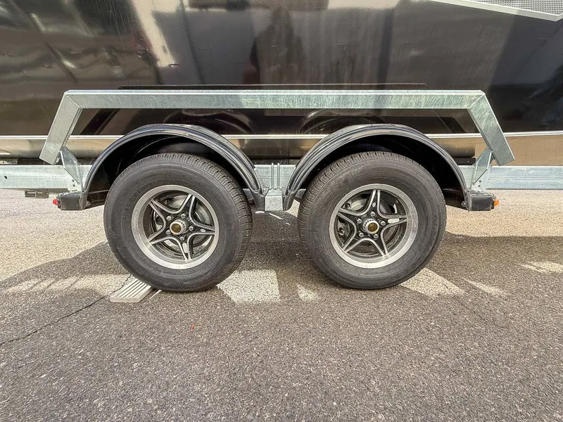 Slide: The Image of Hewescraft 210 Sea Runner 2027 - 21