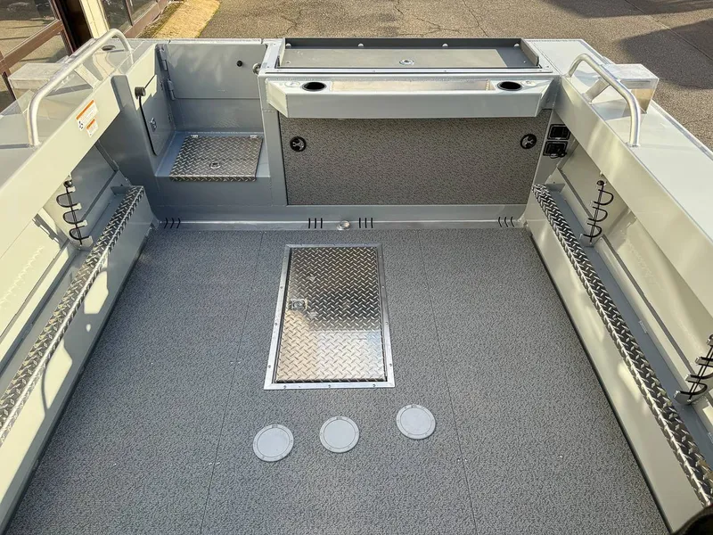 Slide: The Image of Hewescraft 210 Sea Runner 2027 - 12