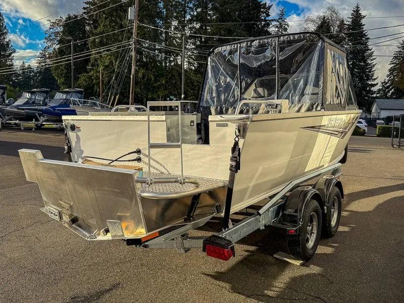Slide: The Image of Hewescraft 210 Sea Runner 2027 - 5
