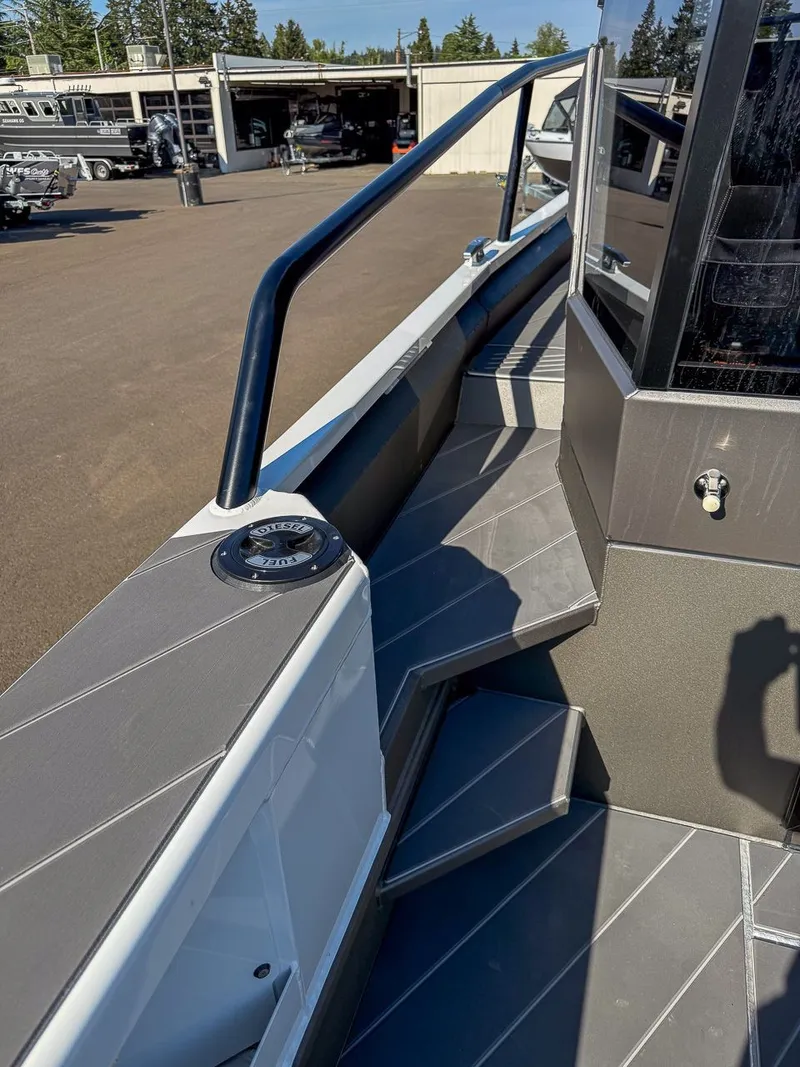 Slide: The Image of Stabi-Craft 2750 Ultra Centrecab 2026 - 14
