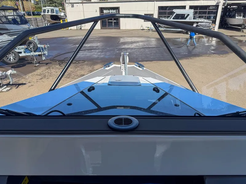 Slide: The Image of Stabi-Craft 2500 Ultracab XL 2026 - 5