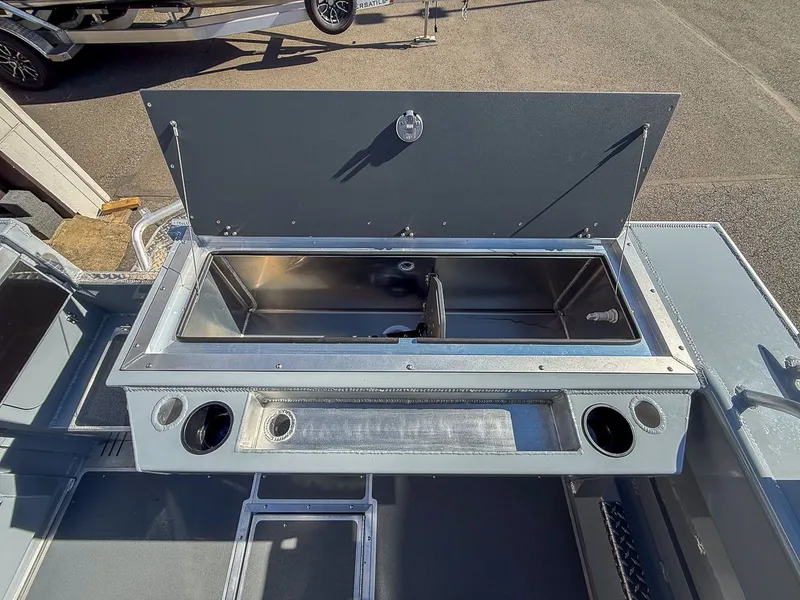 Slide: The Image of Hewescraft 210 Sea Runner Hard Top 2027 - 18