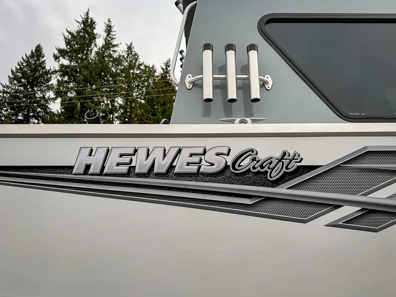 Slide: The Image of Hewescraft 220 Ocean Pro Hard Top 2027 - 24