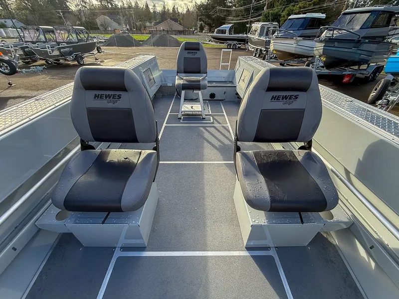 Slide: The Image of Hewescraft 220 Pioneer 2027 - 11