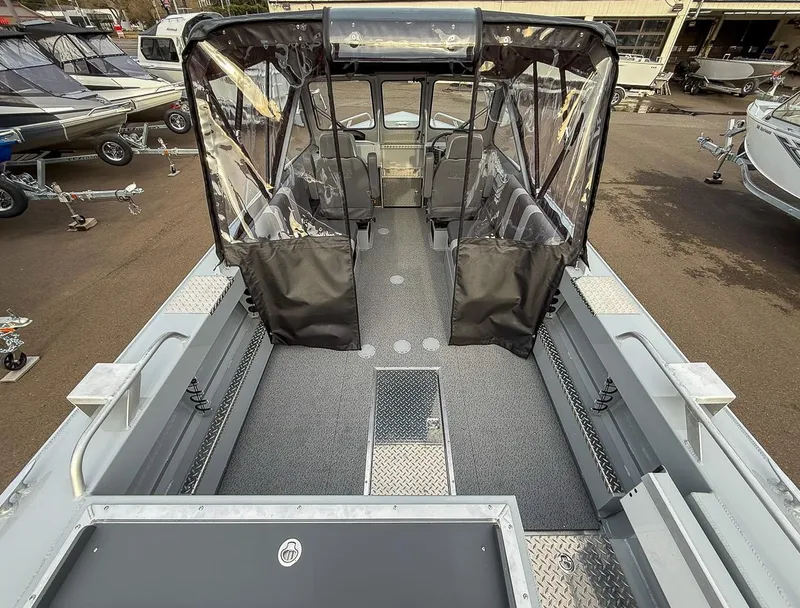 Slide: The Image of Hewescraft 190 Sea Runner 2027 - 21