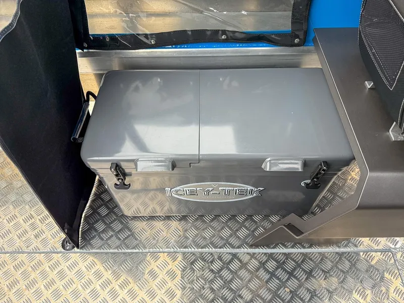 Slide: The Image of Stabi-Craft 1850 Fisher 2025 - 14