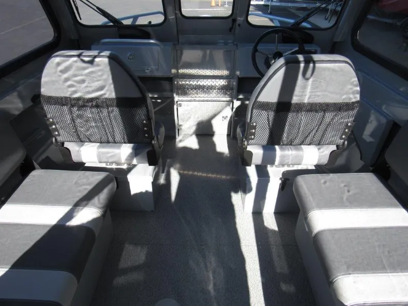 Slide: The Image of Hewescraft 200 ProV Hard Top 2027 - 17