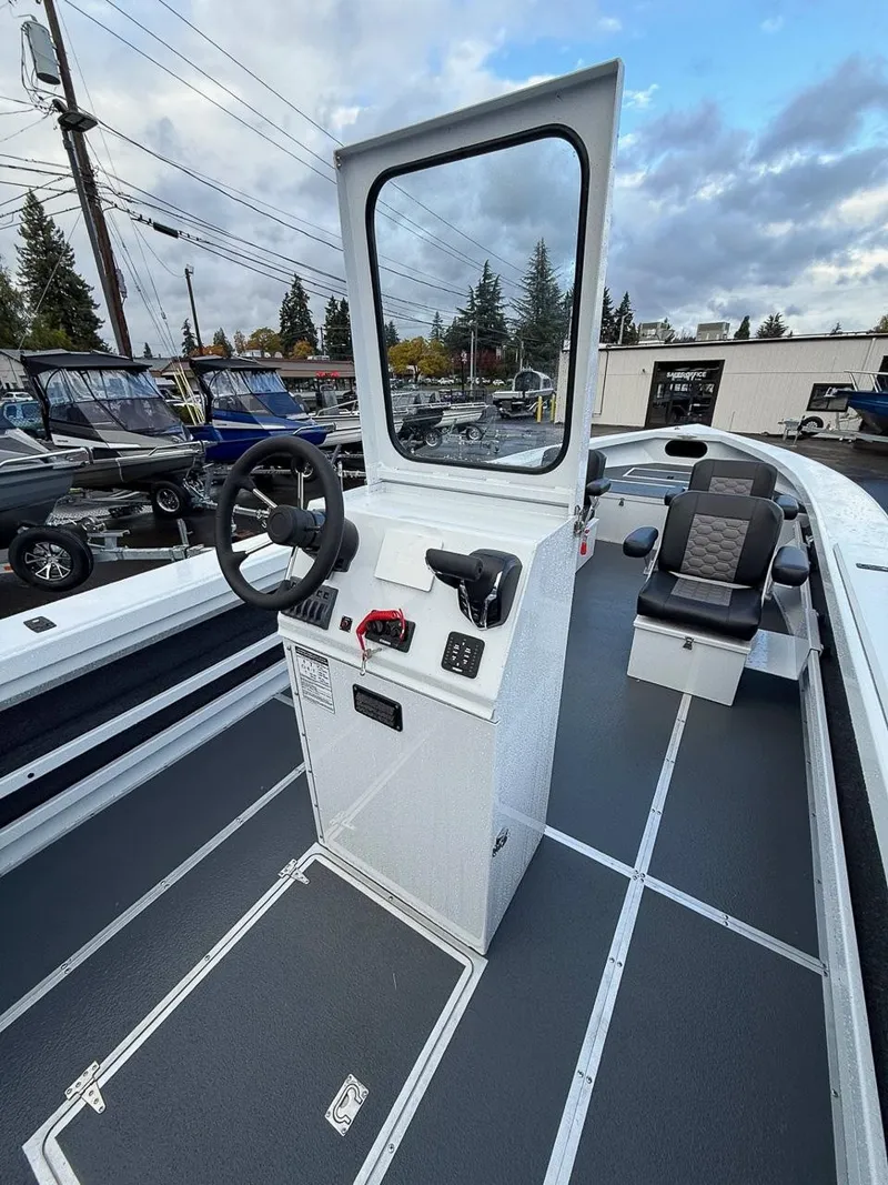 Slide: The Image of North River 24 Osprey 2025 - 18