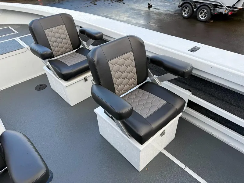 Slide: The Image of North River 24 Osprey 2025 - 13