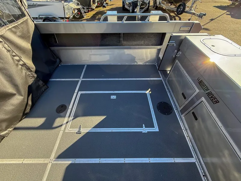 Slide: The Image of North River 24 SeaHawk RTF 2027 - 18