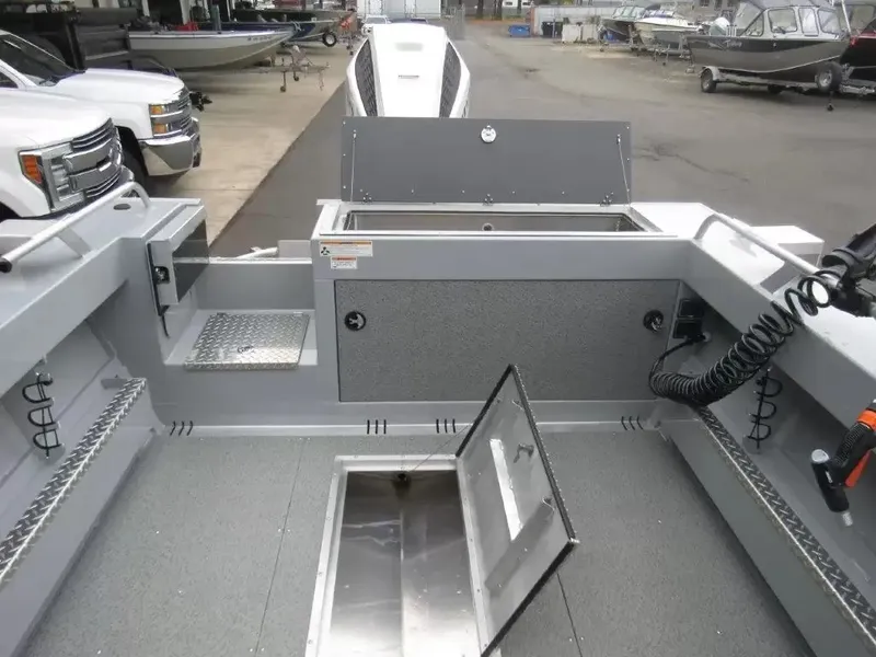 Slide: The Image of Hewescraft 210 Sea Runner 2025 - 11