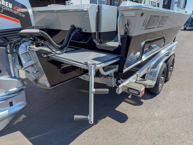 Slide: The Image of North River 23' SEAHAWK 2026 - 23