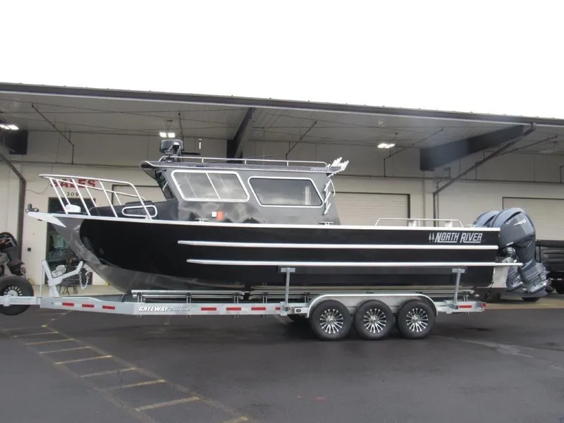Slide: The Image of North River 2900 SXL 2027 - 2