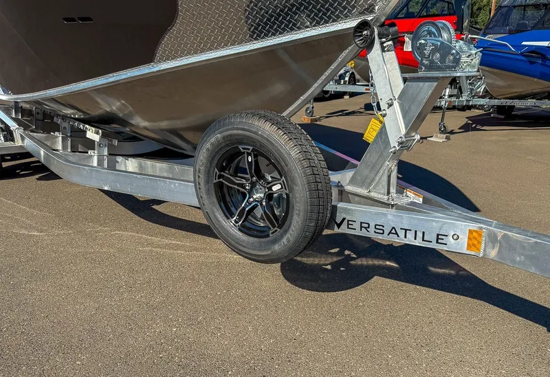 Slide: The Image of North River 23 SeaHawk RTF 2027 - 24