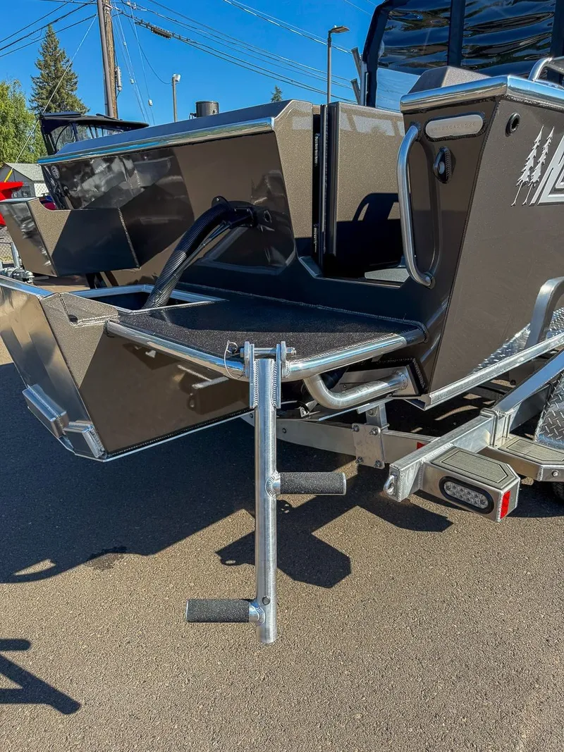Slide: The Image of North River 23 SeaHawk RTF 2027 - 23