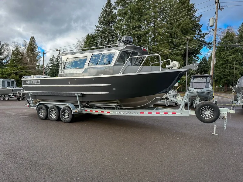 Slide: The Image of North River 2700 SXL WT 2025 - 2