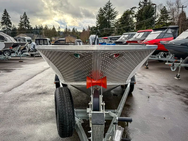 Slide: The Image of Hewescraft 200 Pioneer 2027 - 8