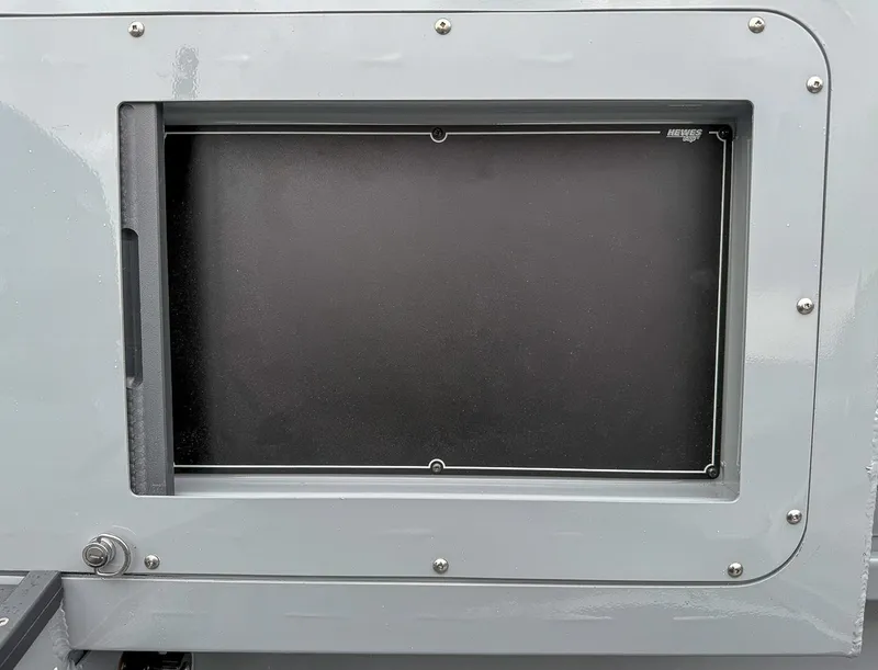 Slide: The Image of Hewescraft 200 Pioneer 2027 - 21