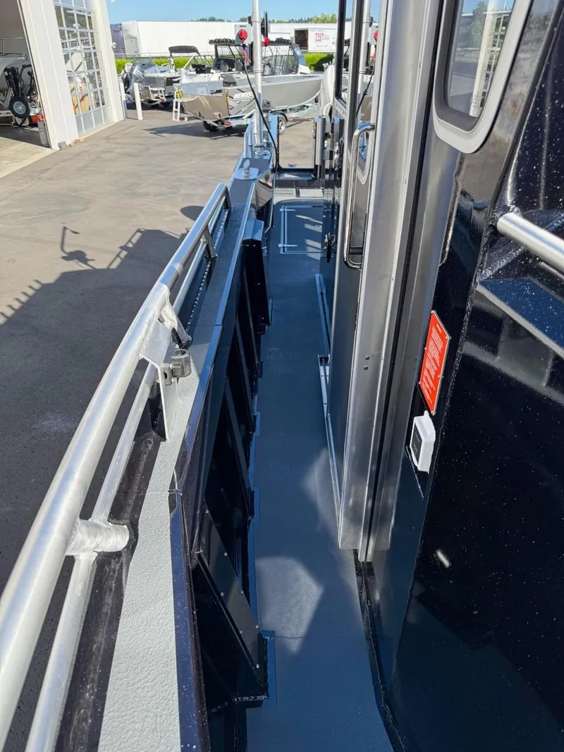 Slide: The Image of North River 3100 Offshore SXL WA 2027 - 11