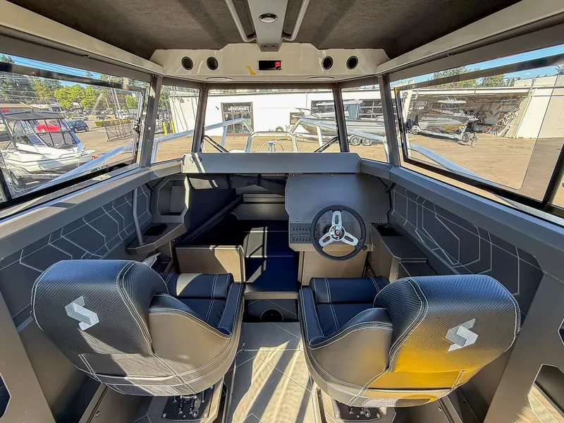 Slide: The Image of Stabi-Craft 2350 ULTRA CENTRECAB SPORTFISH 2026 - 12