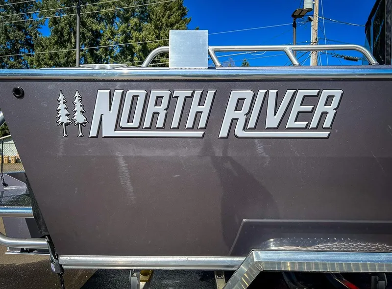 Slide: The Image of North River 23 Seahawk 2027 - 22