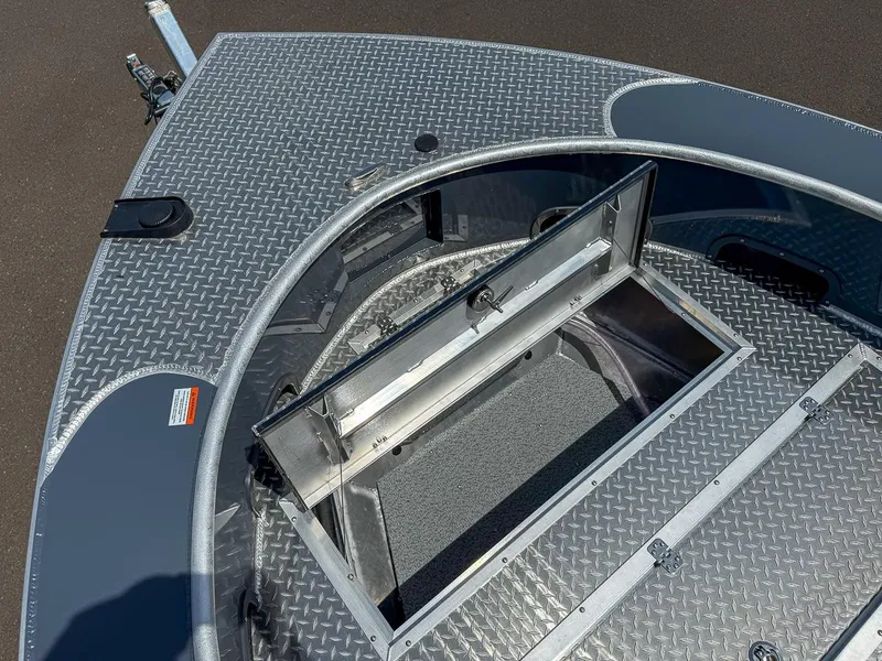 Slide: The Image of Hewescraft 220 Pioneer 2027 - 10