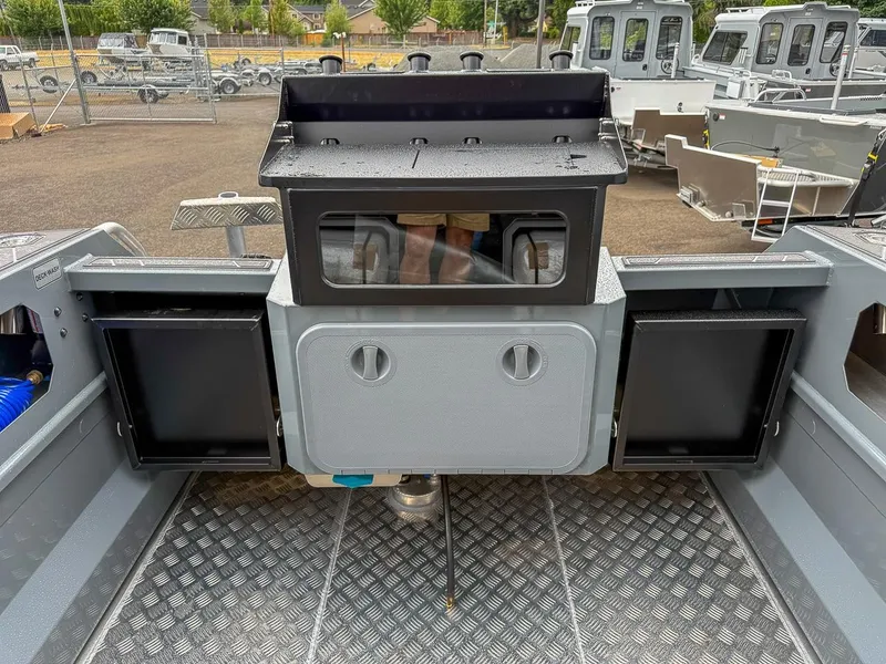 Slide: The Image of Stabi-Craft 1850 SuperCab 2025 - 18