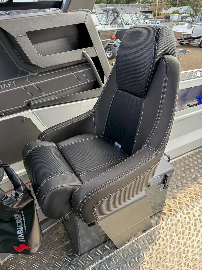 Slide: The Image of Stabi-Craft 1850 SuperCab 2025 - 12