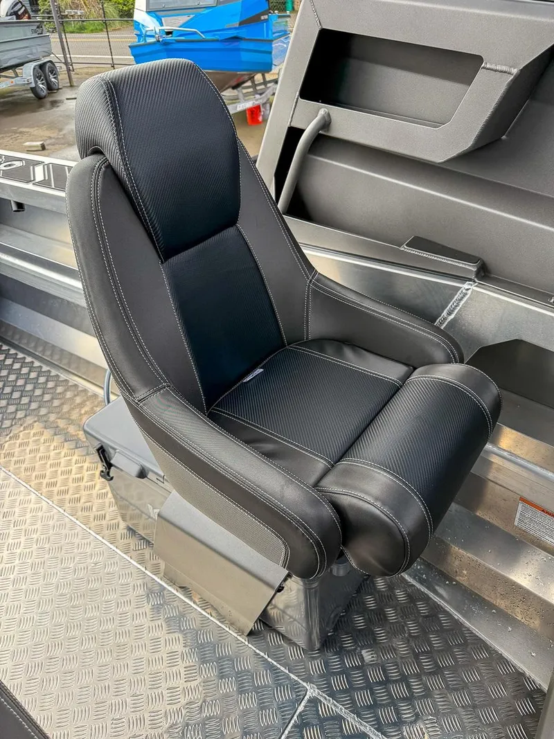 Slide: The Image of Stabi-Craft 1850 SUPERCAB ADVENTURE 2027 - 14