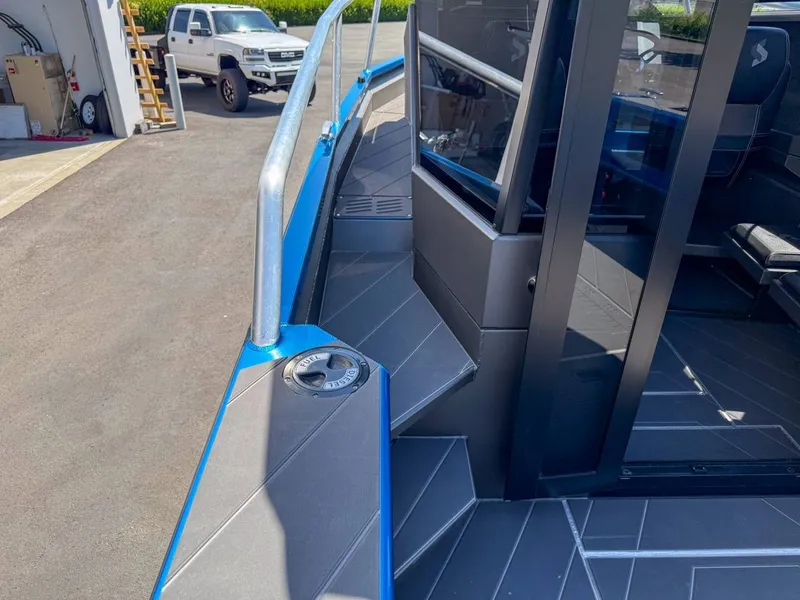 Slide: The Image of Stabi-Craft 2750 Ultra Centrecab 2023 - 17