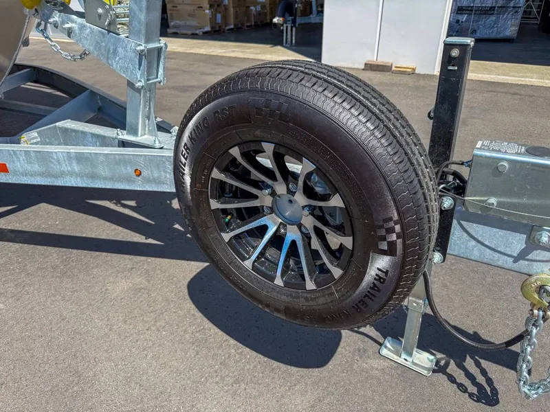 Slide: The Image of Stabi-Craft 2750 Ultra Centrecab 2023 - 28