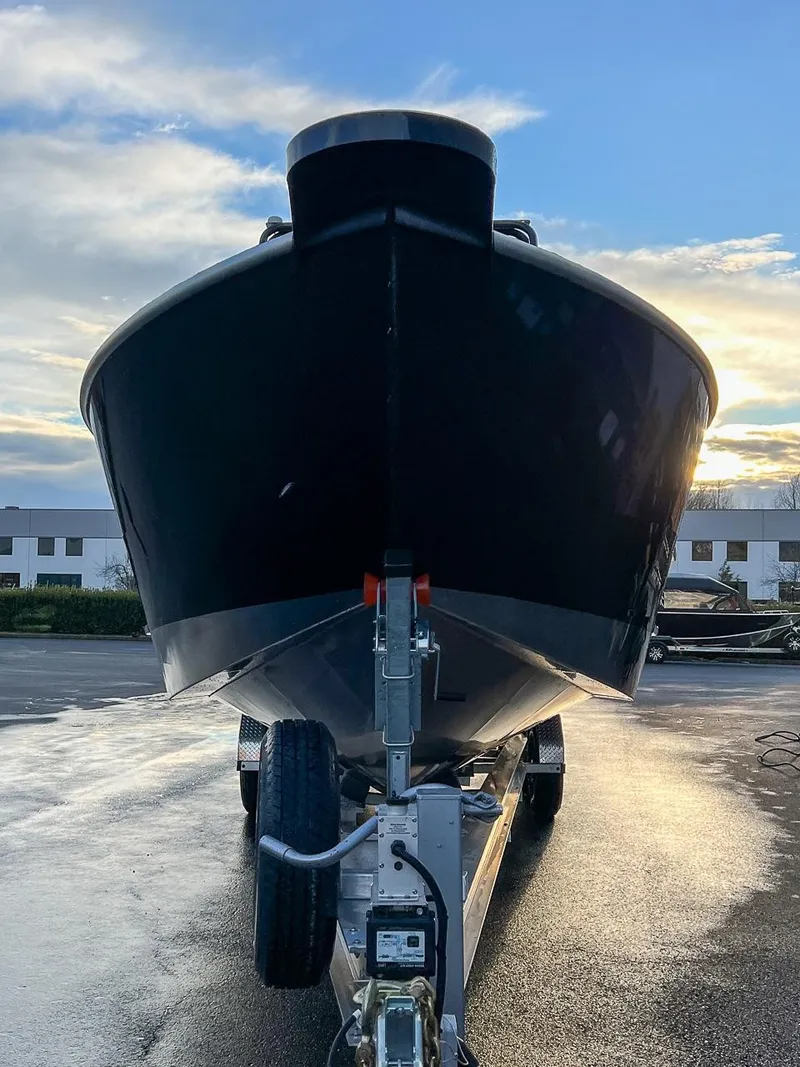 Slide: The Image of North River 3300 Offshore WXL WA 2027 - 7