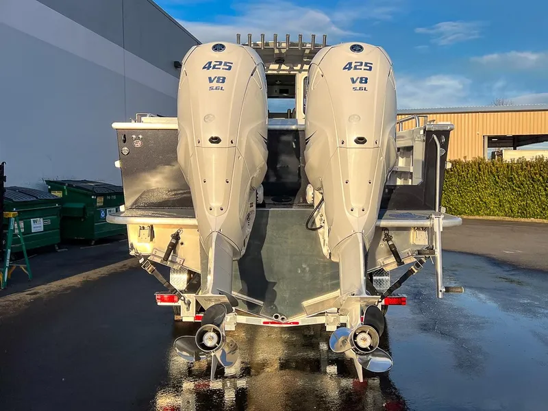 Slide: The Image of North River 3300 Offshore WXL WA 2027 - 5