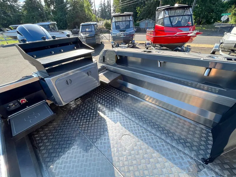 Slide: The Image of Stabi-Craft 2050 Supercab 2027 - 14