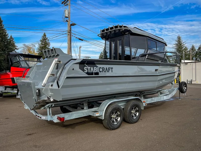 Slide: The Image of Stabi-Craft 2750 Ultra Centrecab 2027 - 3