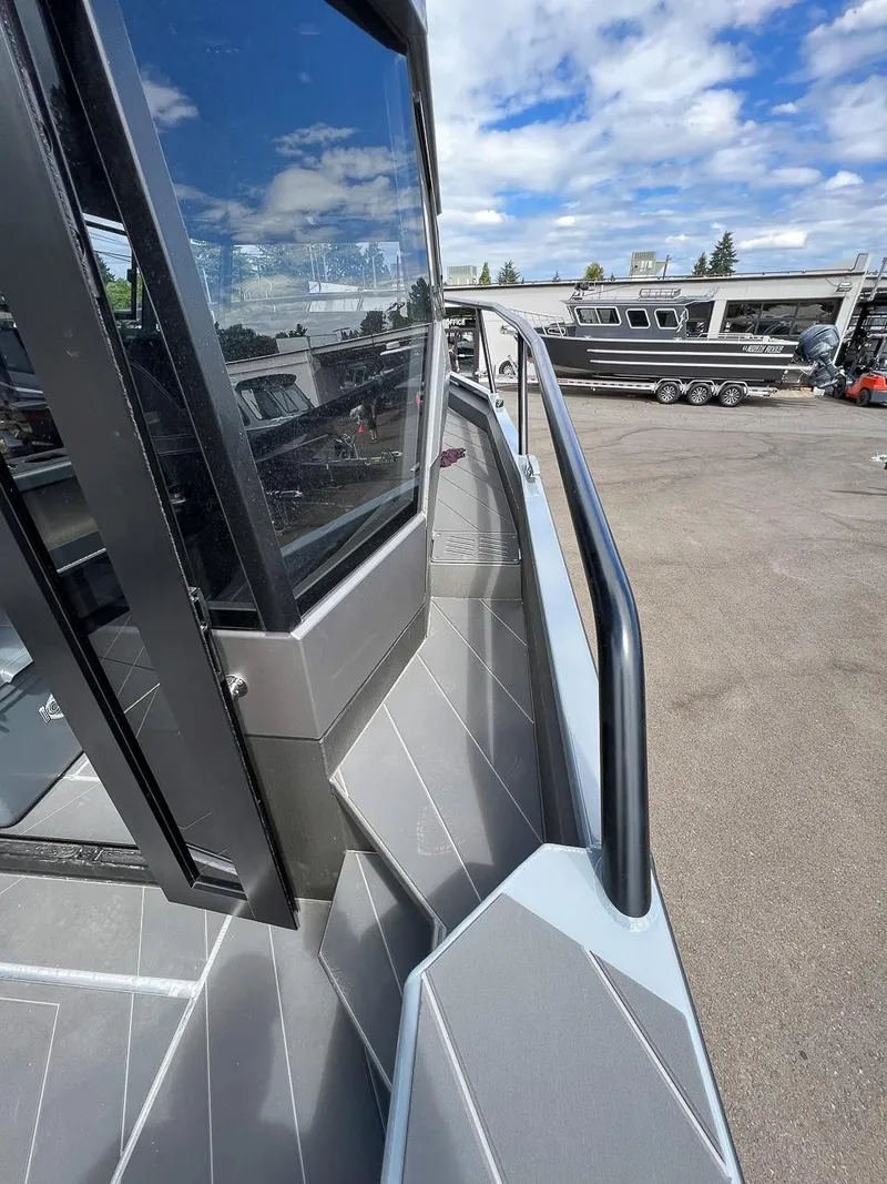 Slide: The Image of Stabi-Craft 2750 Ultra Centrecab 2027 - 21