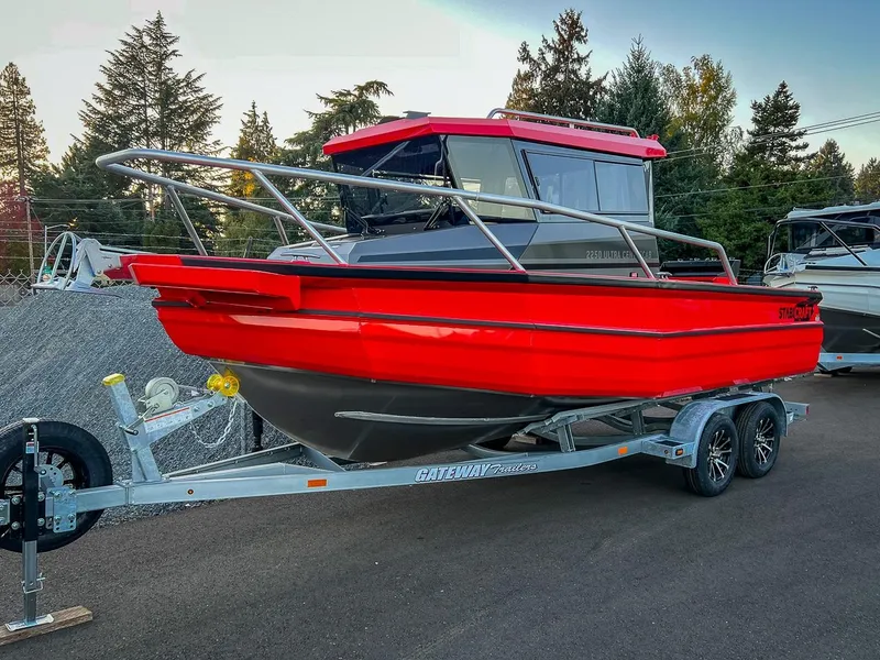 The Image of Stabi-Craft 2250 Ultra Centrecab 2024 - 1