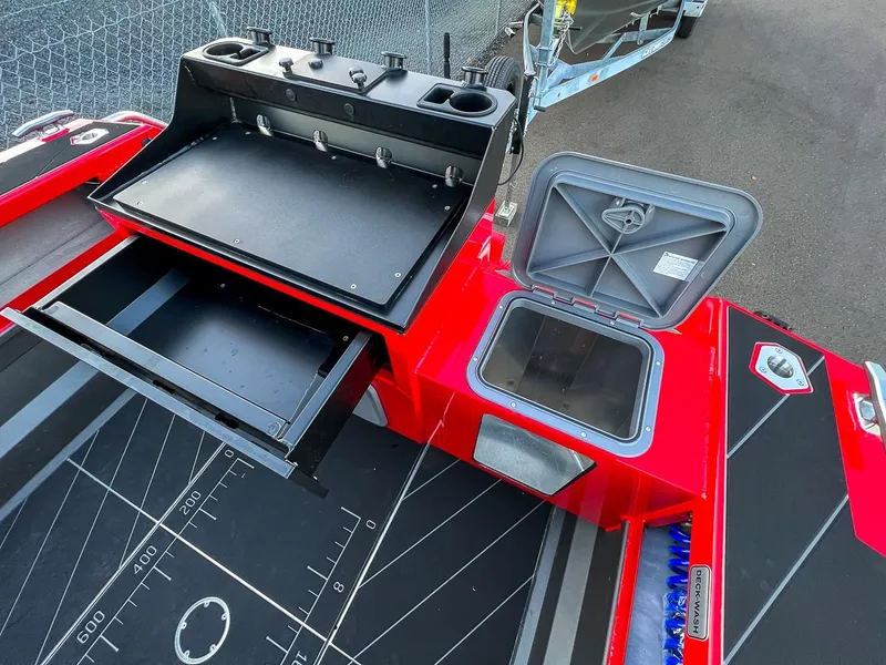 Slide: The Image of Stabi-Craft 2250 Ultra Centrecab 2024 - 15