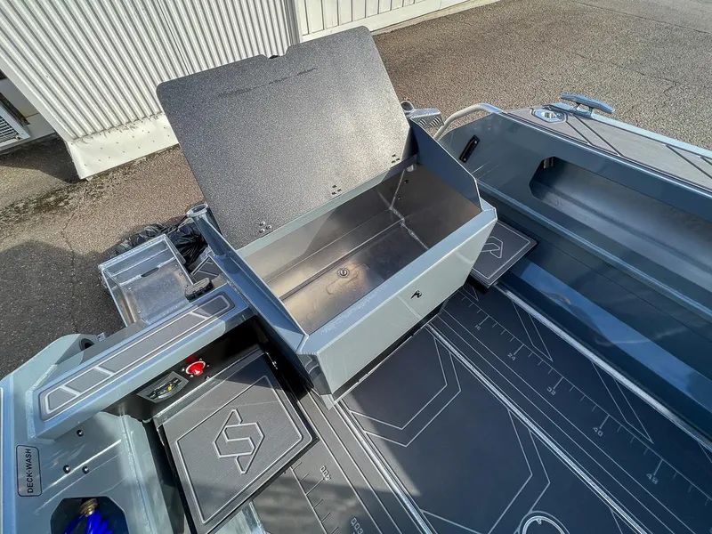 Slide: The Image of Stabi-Craft 2050 Supercab 2027 - 14