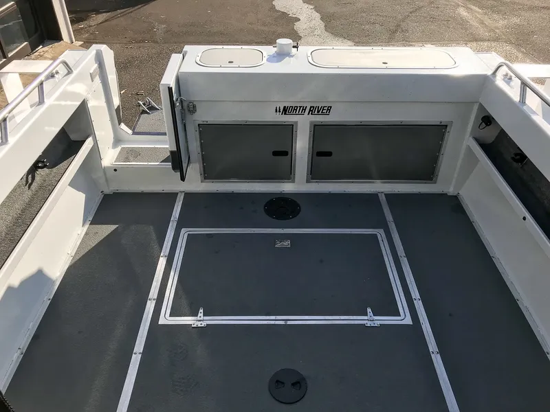 Slide: The Image of North River 22 SeaHawk Fastback 2027 - 14