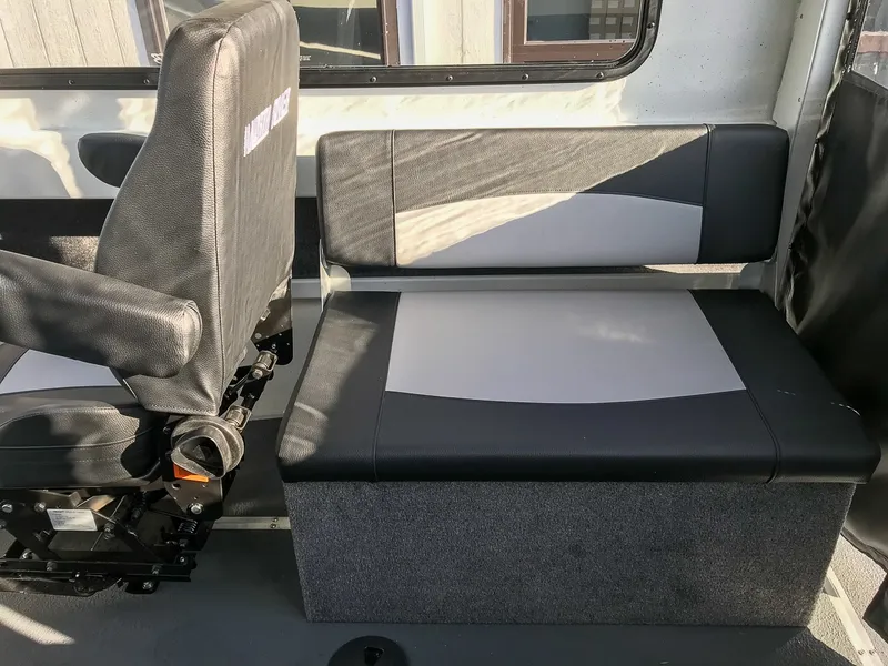 Slide: The Image of North River 22 SeaHawk Fastback 2027 - 12