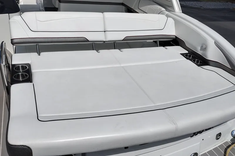 Slide: The Image of 2026 Formula 350 Crossover Bowrider, luxurious white seating with cup holders. - 61