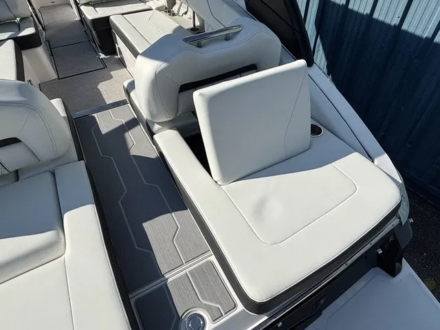 Slide: The Image of Regal LS6 2027 - 12