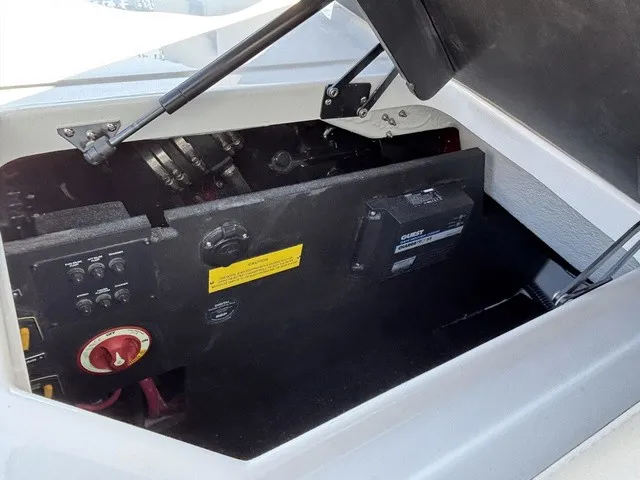Slide: The Image of Regal LS6 2027 - 32