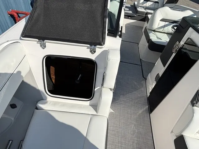 Slide: The Image of Regal LS6 2027 - 22